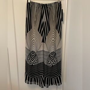 NWT IC by Connie K Black and White Striped Pants